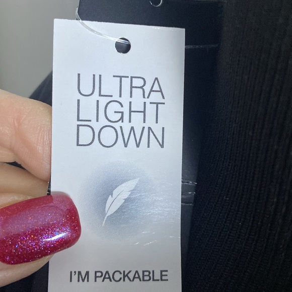 Attention Men’s Ultra Light Down Black Puffer Vest sz XL NWT - Picture 8 of 8